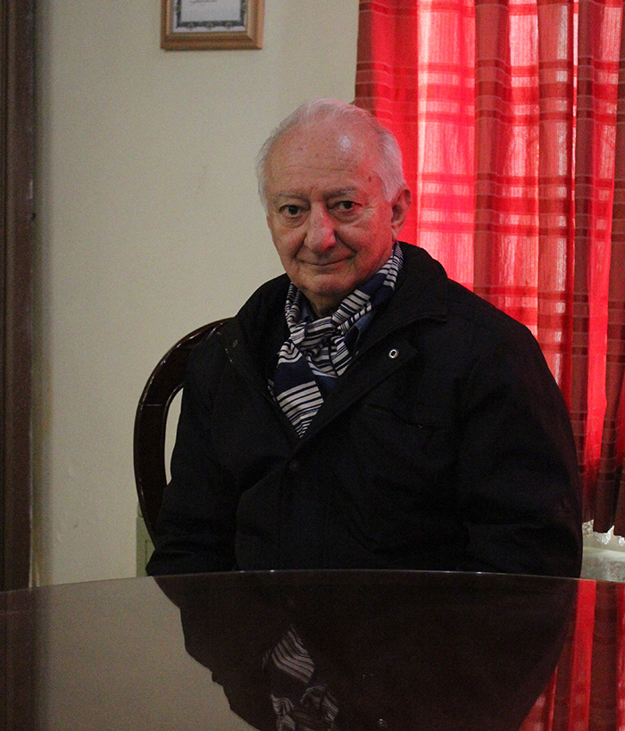 دكتر بهزاد فولادوند